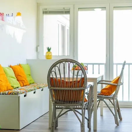 Lejlighed Wintowinrentals Sunny Side, Pool, Wifi & Sea View *