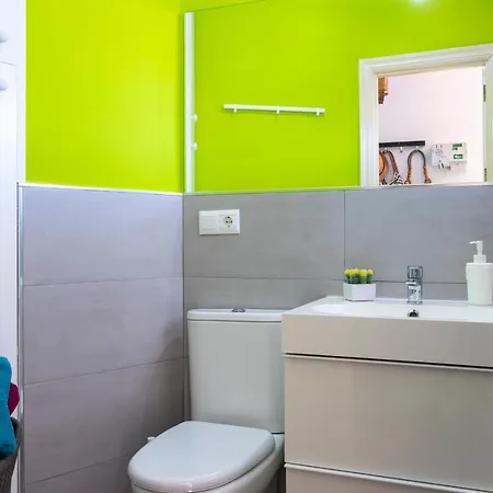 Lejlighed Wintowinrentals Sunny Side, Pool, Wifi & Sea View